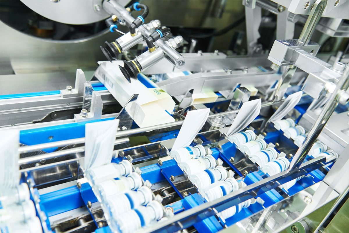 Mehrwegverpackungen oder ökologisch vorteilhafte Einwegverpackungen – Hersteller und Vertreiber sind für ihre Produkte in der Verantwortung (Foto: Kadmy, Fotolia)