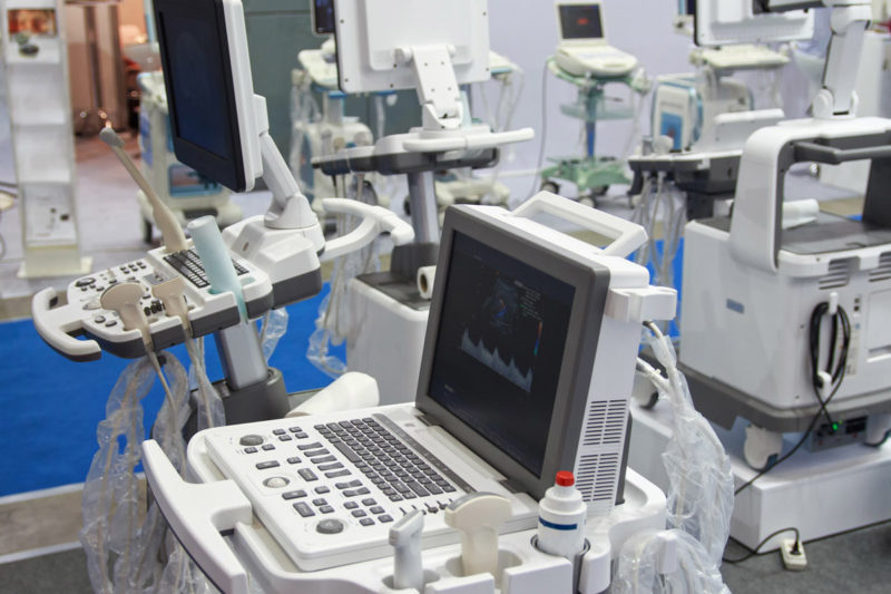 Für Geräte, die im gewerblichen Bereich eingesetzt und nach dem 13. August 2005 in Betrieb genommen bzw. in Verkehr gebracht wurden, sind die Hersteller verantwortlich (§19 ElektroG) (Foto: DmyTo, Fotolia)