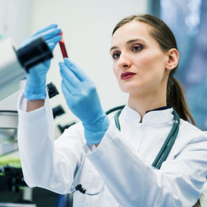 Viele Labore stufen Patientenproben grundsätzlich als infektiösen Abfall ein. (Foto: Kzenon, Fotolia)