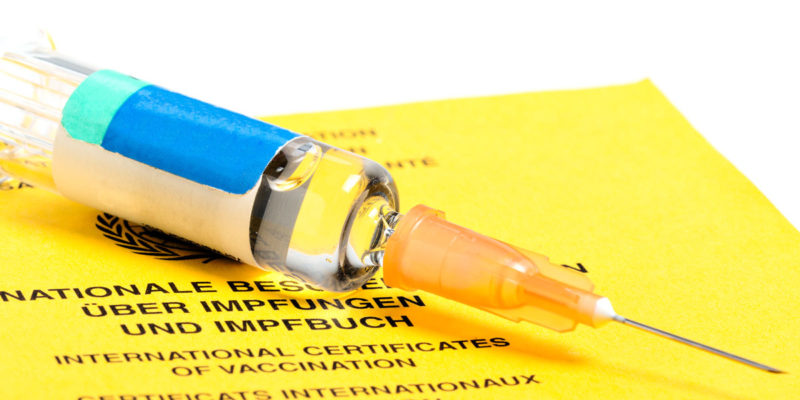 Aktive Impfstoffe immer als Sonderabfall entsorgen (Foto: Henrik Dolle, Fotolia)
