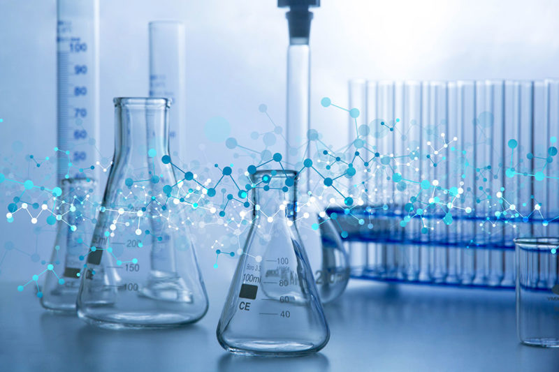 Hohe Anforderungen an Hersteller, Importeure und Anwender von chemischen Produkten (Foto: MG, AdobeStock)