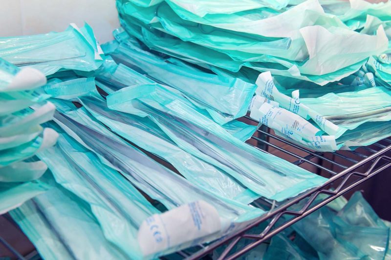 Sämtliche Verpackungen, die typischerweise beim privaten Endverbraucher anfallen, müssen an einem System beteiligt sein (Foto: okrasyuk, AdobeStock)