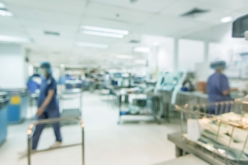 Die Arbeitsstättenverordnung regelt die Sicherheit und den Schutz der Gesundheit der Beschäftigten in Arbeitsstätten (Foto: Chinnapong, iStock)