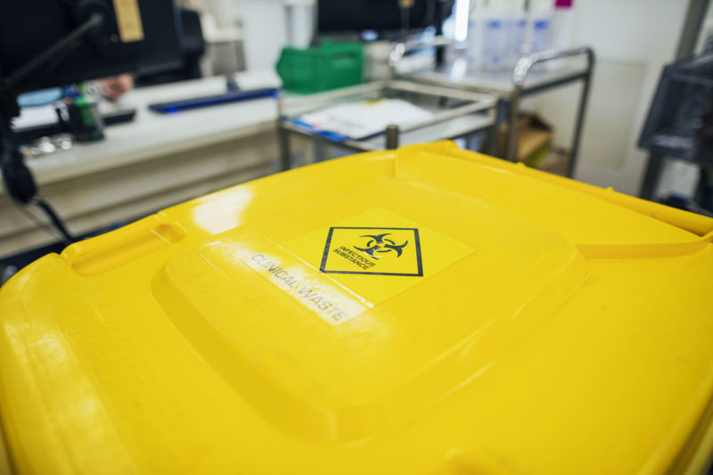 Sammelstelle für Kleinmengen gefährlicher Abfälle (Foto: SolStock, iStock)