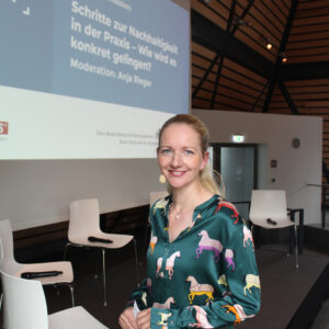 Moderierte durch den Expertentreff: Anja Rieger (Foto: Abfallmanager Medizin)