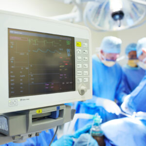 Medizinprodukte oder Bauteile wie medizinische Displays, Lichtquellen in Medizinprodukten etc. sind bisher von bestehender Ökodesign-Richtlinie ausgenommen. (Foto: Goodboy Picture Company, iStock)
