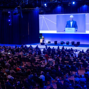 Impressionen des Vortrags von B Gesundheitspolitiker Joschka Fischer. (Foto: Bibliomed-Verlag, Regina Sablotny Fotografie Berlin)